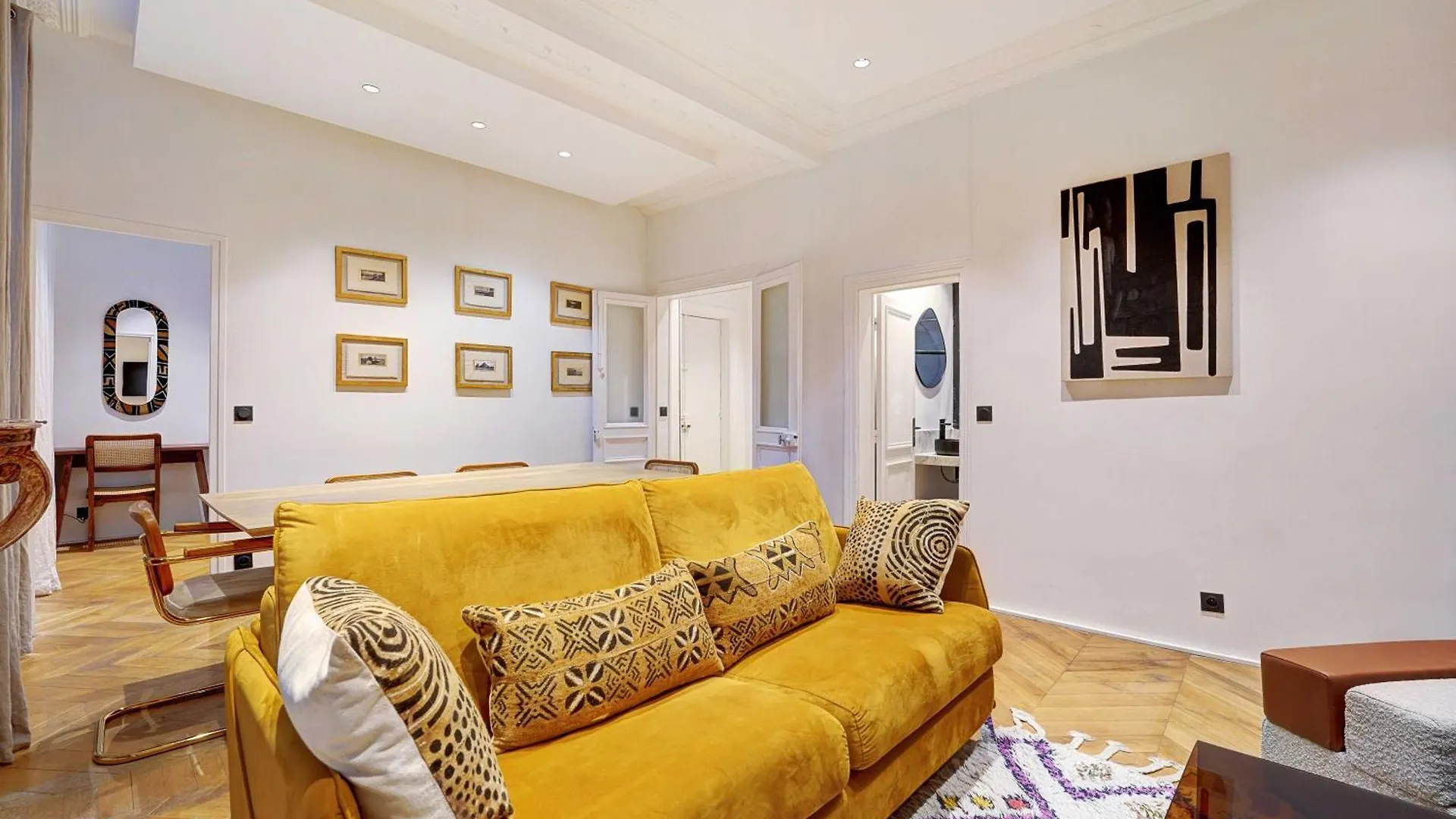 Charm And Elegance For 8P-3Br - Grands Boulevards Paris France