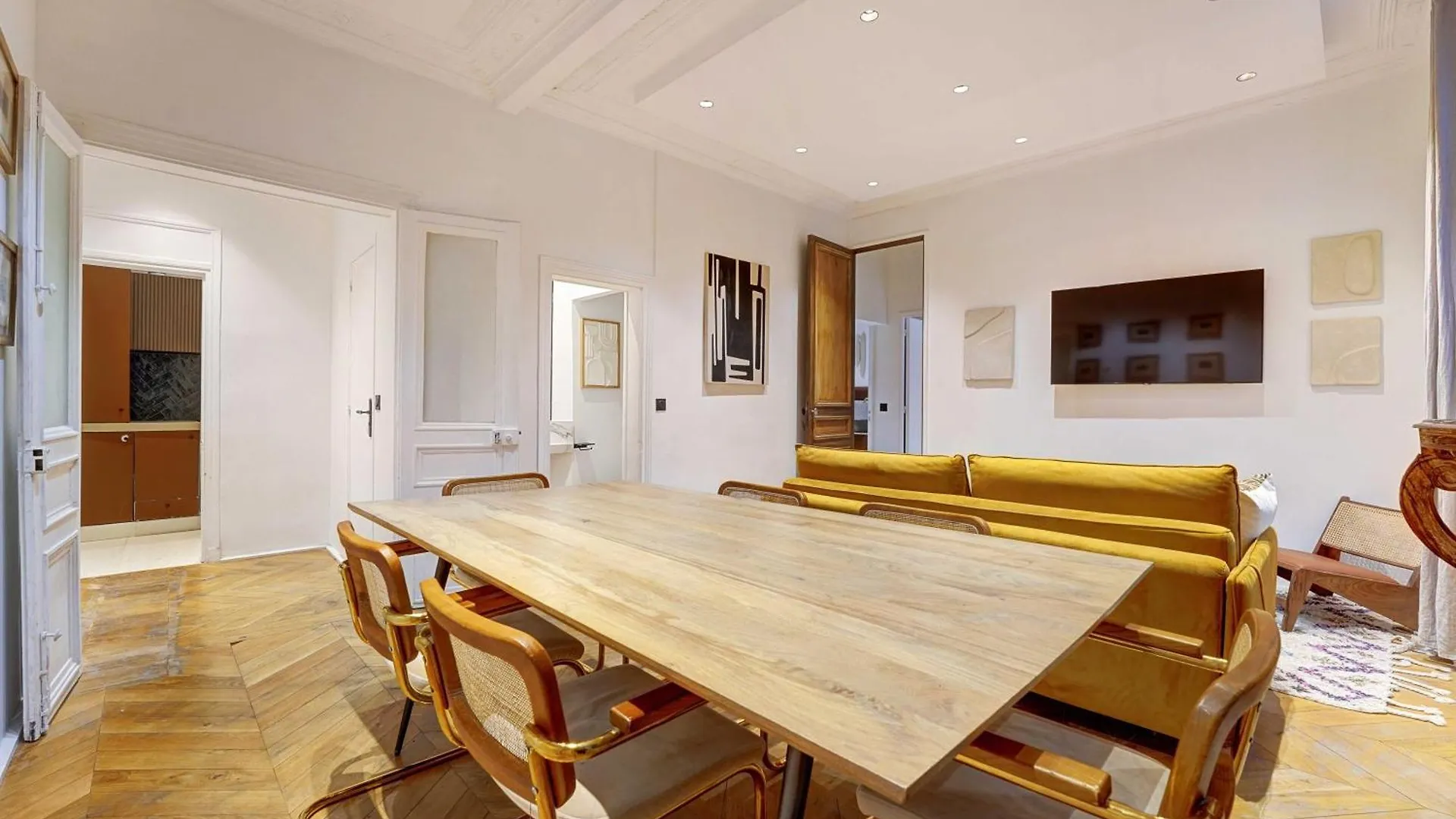 Charm And Elegance For 8P-3Br - Grands Boulevards Paris Apartment